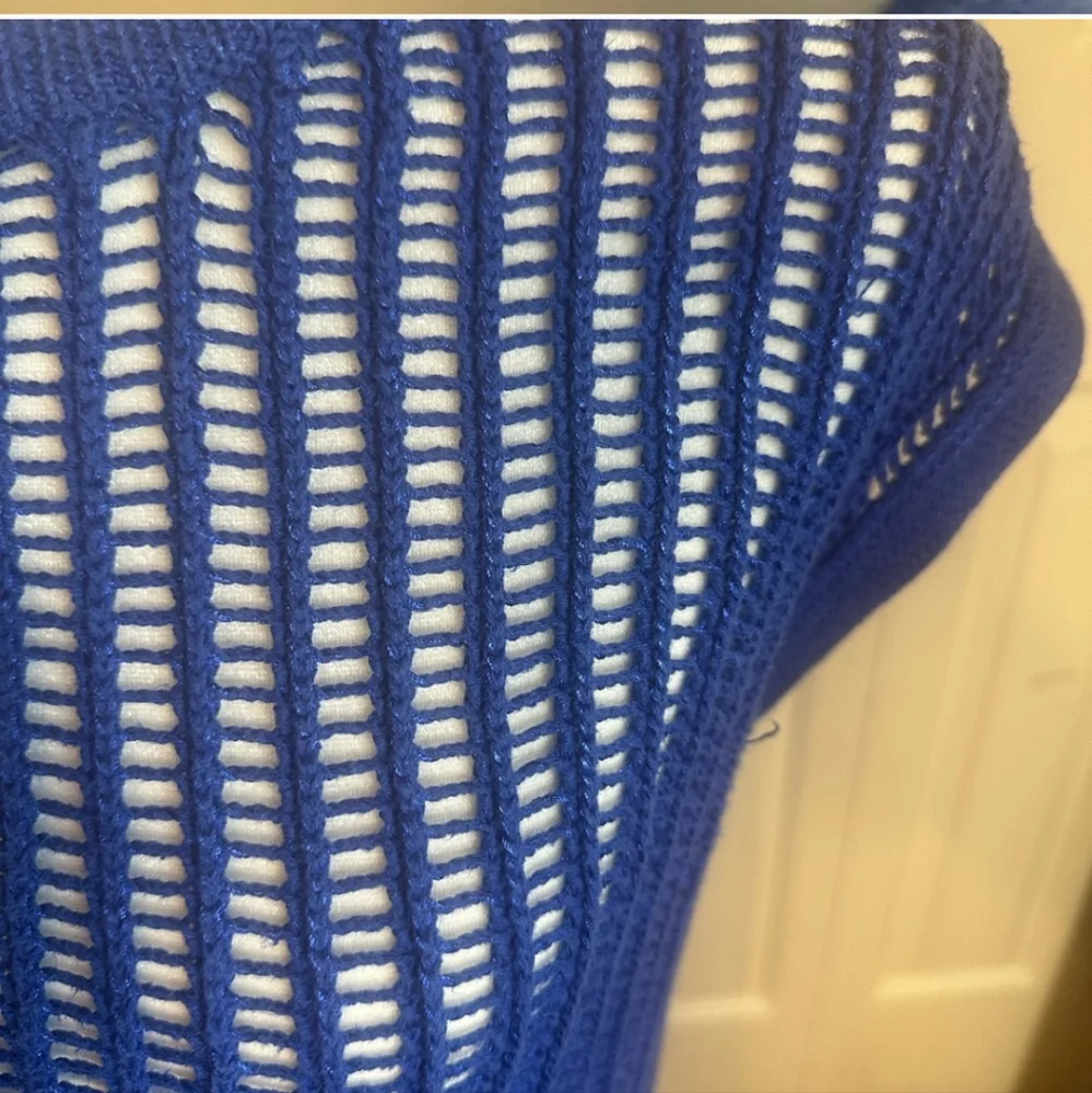 Vibrant Blue Crochet Sleeveless Top XS - Picture 4 of 4